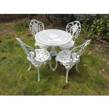 Dört Sandalyeli Bahçe Masa Takımı / 75 Cm. Yuvarlak Masa, Kolsuz Döküm Masa Takımı